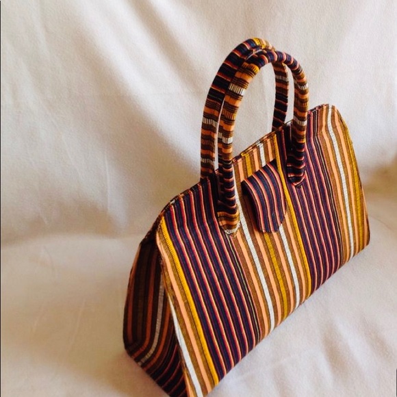 Handbag - Picture 2 of 3